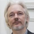 Julian Assange tritt als Chefredaktor von Wikileaks zurück (Bild: Wikipedia/David Silvers)  