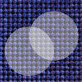 Das internationale Forscherteam fand heraus, dass angeregte Elektronen (in der Mitte des Bildes) das schiefe Kristallgitter von Perovskit-​Nanokristallen geradebiegen kann. (Bild: Nuri Yasdani / ETH Zürich)
